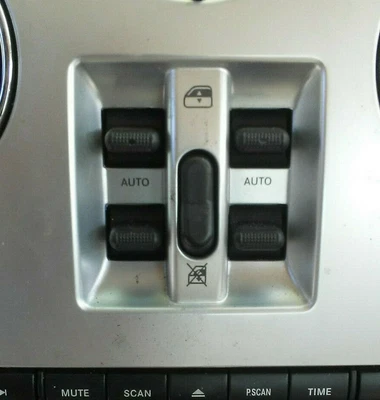 *Revisado* Interruptor de ventana eléctrica maestro Chrysler PT Cruiser 2006-2010 P04602698AE Foto 1 de 4