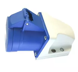 Wall Panel Mounted Panel Socket 16A 240V 16 Amp IP44 230 Volt IP44 NEW - Picture 1 of 4