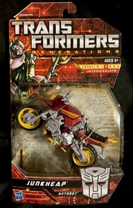 Hasbro Transformers Generations Junkheap G1 MOSC Reveal The Shield Mold - Picture 1 of 2