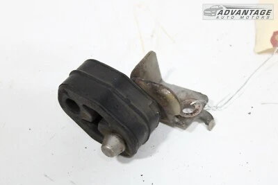 CHRYSLER 300 2015-2021 suspensión de tubo de escape trasero izquierdo con soporte OEM Foto 1 de 4