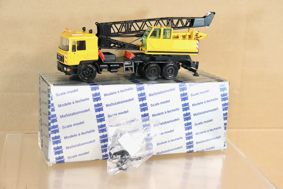 CONRAD 4110 1/50 SCALE MAN AUTOKRAN CRANE TRUCK MINT BOXED nz - Image 1 of 4