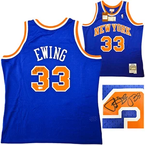 KNICKS PATRICK EWING AUTOGRAPHED BLUE M&N 1991-92 HWC JERSEY XL BECKETT 214819 - Picture 1 of 10