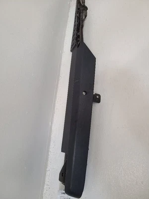 2007 CHEVROLET AVALANCHE 1500 RH Side Bed Storage Cabinet Door Lid and Base Trim Foto 1 de 4