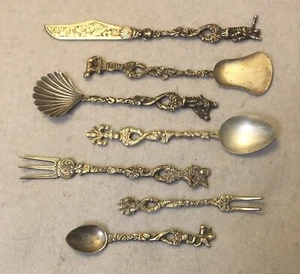 7er Set kurios verziertes antikes Besteck Messer Gabeln Löffel Sammlerbesteck - Bild 1 von 3