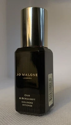 ¡NUEVO! Jo Malone Oud & Bergamot Eau de Cologne Intenso 0.3 OZ/9 ml Spray de Viaje Foto 1 de 4