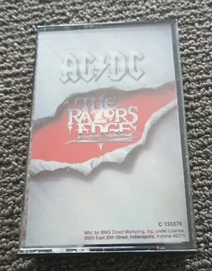 AC/DC "THE RAZORS EDGE" VINTAGE 1990 CASSETTE/ATCO 7 91413-4/CASSETTE NEAR MINT - Picture 1 of 4