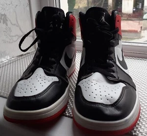 Retro Nike Air Jordan 1 Mid Basketball Gym Red Black White’ Trainers Size UK 5 - Picture 1 of 6