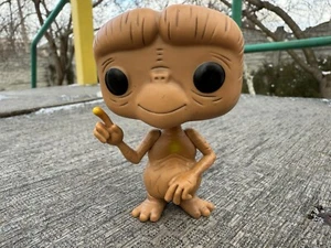 Funko Pop! Movies E.T. #130 The Extra-Terrestrial Vinyl Figure , Good - Picture 1 of 8