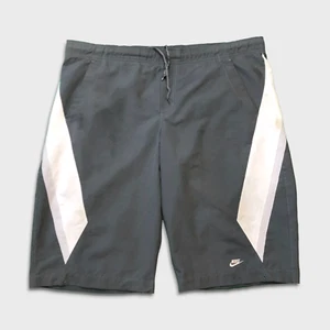 Nike Sportswear Shorts Mens XL Gray Swoosh Spell Out Pocketed Athletic Gym Pants - Picture 1 of 7
