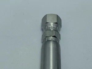 Eaton/Synflex 90A03-045400-2118 Fitting - LOT OF 4 - Picture 1 of 9