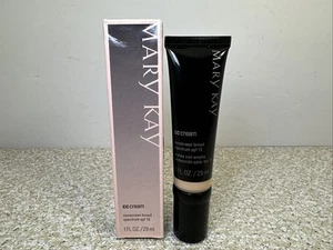 Mary Kay CC Cream Sunscreen Broad Spectrum SPF 15 Very Light 1 fl. oz. NOS NEW - Picture 1 of 3