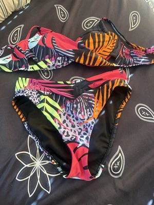 Bar 3 Bikini Size S - Image 1 of 2