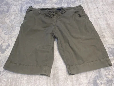 Pantalones cortos verdes de tiro medio GAP para mujer talla 0 Foto 1 de 4