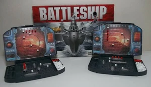 Juego de combate naval original acorazado Hasbro 2011 completo - Imagen 1 de 11