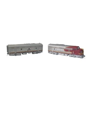 PROTO 2000 Diesel EMD F3A-B Set  Santa Fe 16 Class 36C & 36B Passenger Warbonnet - Image 1 of 4