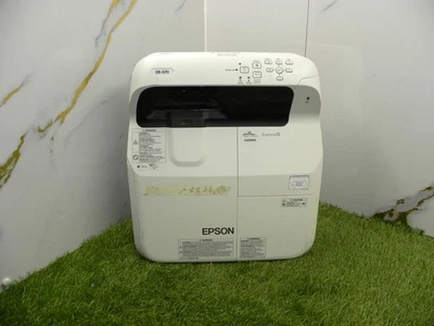 Epson EB-670 projector Ultra Short-throw 3100 Lumens HDMI 1527 Lamp HRS #Y1 - Image 1 of 4
