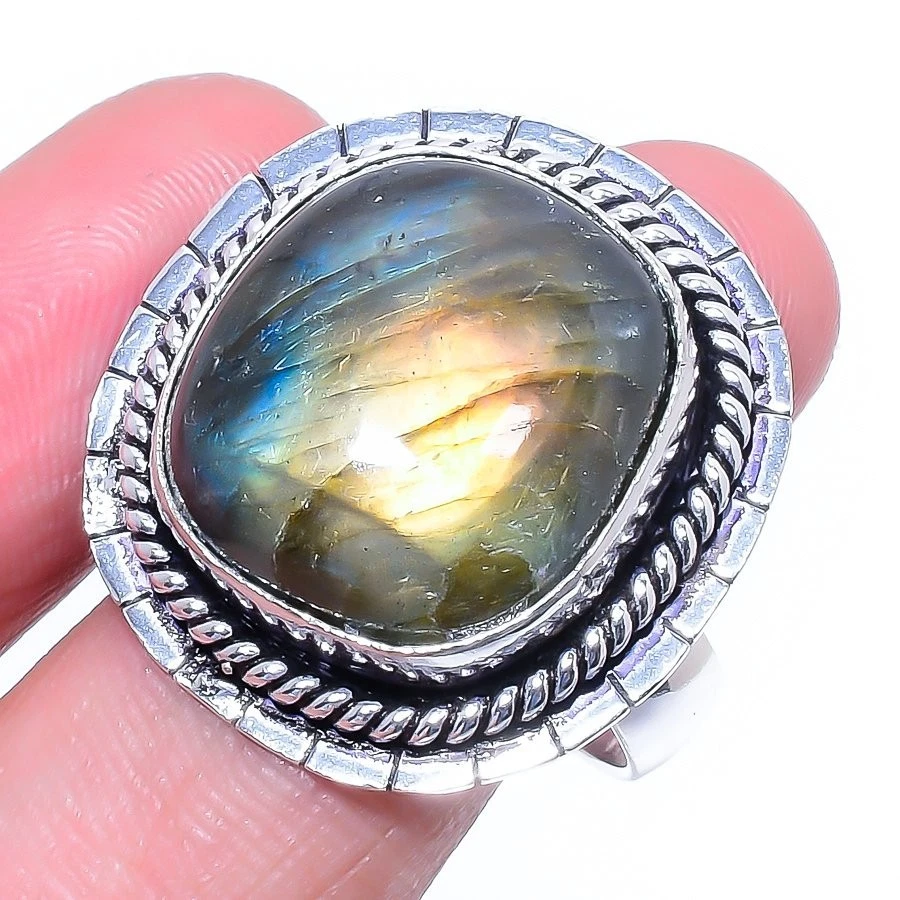 Anillo de joyería de plata de ley 925 hecho a mano con gemas de labradorita talla 7,5 Foto 1 de 4