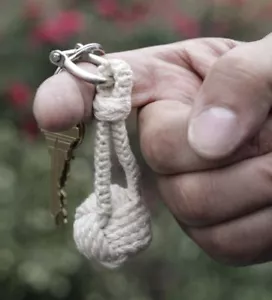 kikkerland NAUTICAL ROPE FRET MONKEY KNOT Keyring KR43 knot w/ silver tone ring - Picture 1 of 4