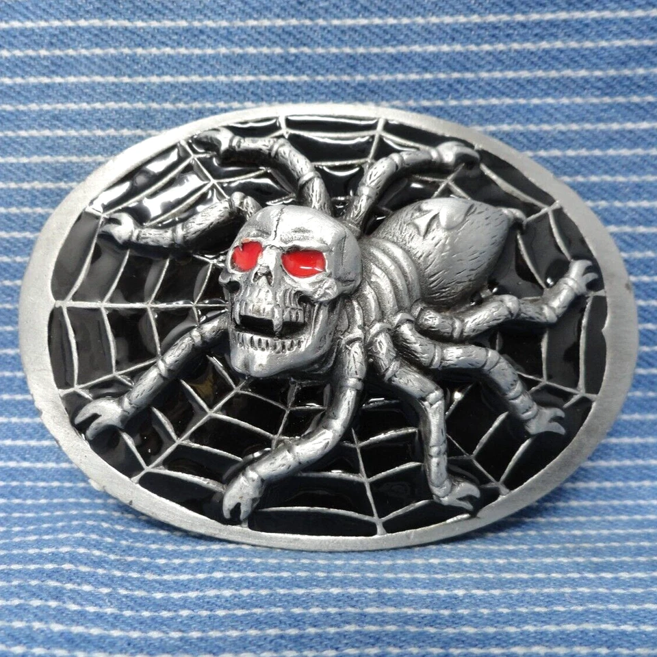 Пряжка для ремня-паука Red Eyed Vamp Skull Spade Web Halloween винтаж 90-е GAP .BMW963 - Изображение 1 из 4