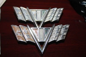 NOS Pair 1964 1965 1966 1967 Chevy V Flag Front Fender Emblem Chevrolet 3840318 - Picture 1 of 2