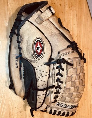 Easton UL13 Ultra-Lite Series 13” Béisbol Softbol Derecha Foto 1 de 4