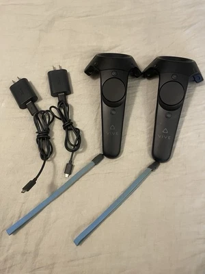 HTC VIVE Controller Original Wand Pair 2PR7100 Set with USB Cables - Image 1 of 4