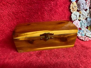 Vintage Cedar Jewelry Box Small Handmade Natural Cedarwood - Picture 1 of 8