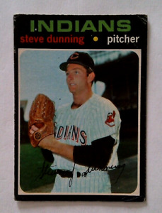1971 O-Pee-Chee OPC card #294 - Steve Dunning, Cleveland Indians