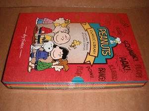 Peanuts Classic Library 4 Book Slipcase - Hardcover - Bild 1 von 3
