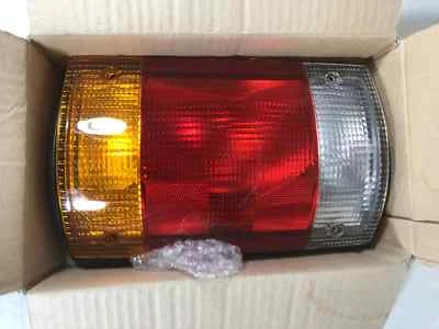 92 93 94 ADEQUADO PARA VAN FORD ECONOMOLINE TRASEIRA DIREITA LANTERNA TRASEIRA FR195-U000R - Imagem 1 de 2