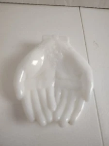 Avon Milk Glass Open Hands. Trinket Dish. Flea Bite Underside Of The Piece. - Picture 1 of 4