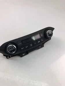 DE1086 HONDA Climate control unit 79600T1TG611M1 - Picture 1 of 6