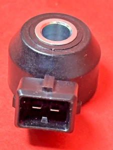 Ignition Knock (Detonation) Sensor Knock Sensor Standard KS79 - Picture 1 of 3