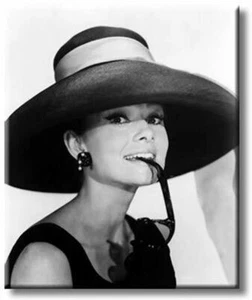 Imagen de película de comedia romántica Breakfast at Tiffany`s sobre lienzo estirado, pared Ar - Imagen 1 de 8