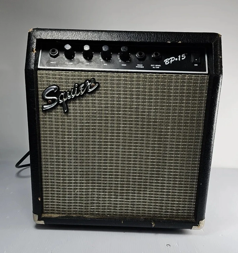 Squier by Fender BP-15 Bass Amplifier - Image 1 of 4