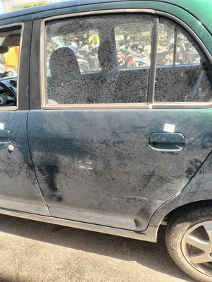 67004B2100 Oficina de correos. Izquierda DAIHATSU TREVIS 1.0 Ber. 5p/b//989cc - Imagen 1 de 4