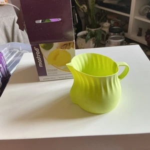 Mastrad Silicon Lemon Squeezer - Lime Colour - New In Box - Picture 1 of 6