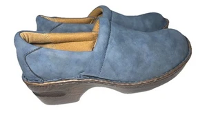 BOC Børn Women's Blue Peggy Clogs Comfort Faux Vegan Suede 8.5 NWOT - Picture 1 of 10