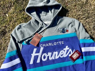 Auténtica sudadera con capucha retro Mitchell & Ness Charlotte Hornets bordada HWC Foto 1 de 4