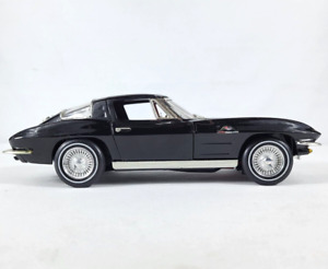 ERTL 1963 Black Corvette Stingray Split Window Coupe 1:18