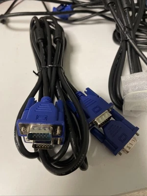 VGA Monitor Kabel 1,5m HD15 Stecker auf Stecker für PC Beamer TV - Bild 1 von 3