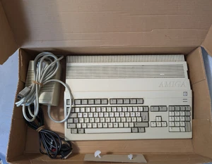 Commodore Amiga A 500 mit OVP & Netzteil Ungetestet! Unaudited! - Picture 1 of 24
