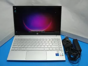 HP Pavilion 13-BB1015CL 13.3” UHD 4K Intel Core i7-1195G7 2.9GHz 16GB SSD 512GB - Imagen 1 de 20