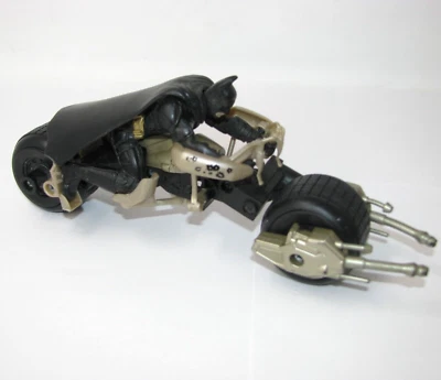 Batman The Dark Knight Stealth Bat-Pod Cycle Motorcycle w/figure Mattel 2008 DC - Image 1 of 4