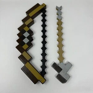 Rare 2015 Mattel Minecraft Foam Bow and Arrow Toy 17 inch Tested Working - Picture 1 of 18