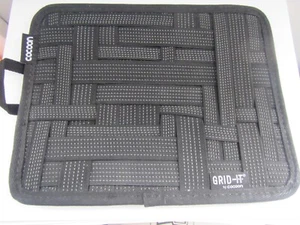 NEW!GRID-IT COCOON 9.5"Hx7.25"W Electronics Organizer Black Gray THE VOYAGE API - Picture 1 of 2