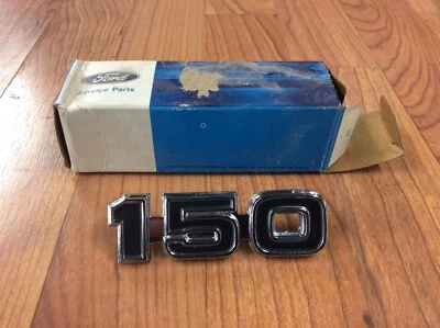 Ford Econoline E 150 E150 1975 75 emblema de guardabarros OEM D5UZ-1125622-B 76-80 Foto 1 de 4