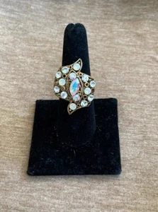 Detailed Gold Tone Ring Rhinestone Highlights Adjustable C82-17C - Picture 1 of 5