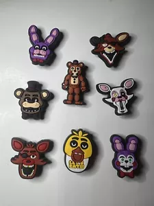 Five Nights at Freddy's Croc Shoe Charms Foxy Chica - 8 pezzi Jibbitz - Foto 1 di 1