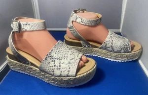 Soda Size 8 Reptile-Look,Ankle Strap/Buckle, Espadrille Wedge Slide Sandals-GUC! - Picture 1 of 11